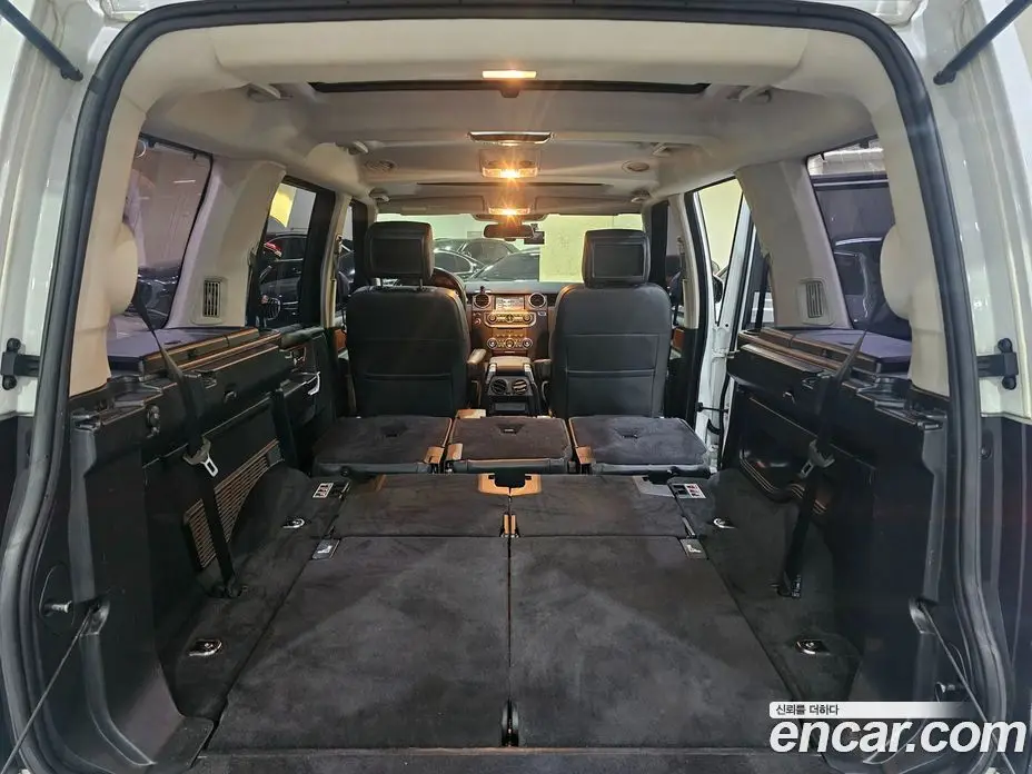 Land Rover Discovery 2015 3.0 автомат (гидро), фото 17 Land Rover Discovery 2015 3.0 автомат (гидро), фото 17