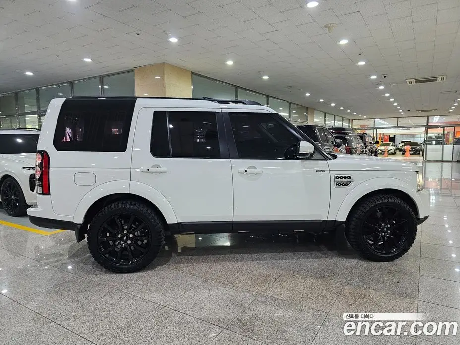Land Rover Discovery 2015 3.0 автомат (гидро), фото 3 Land Rover Discovery 2015 3.0 автомат (гидро), фото 3