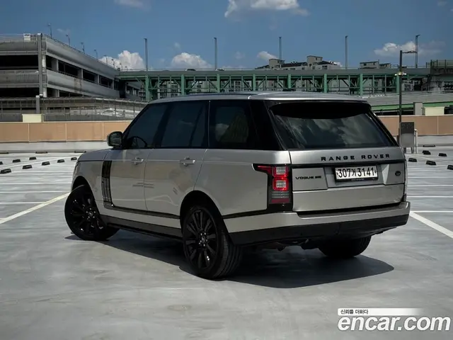 Land Rover Range Rover 2015 4.4 автомат (гидро), миниатюра 2