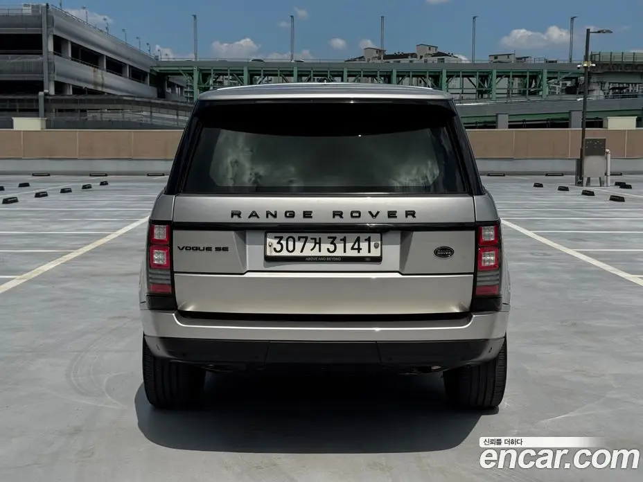 Land Rover Range Rover 2015 4.4 автомат (гидро), фото 4