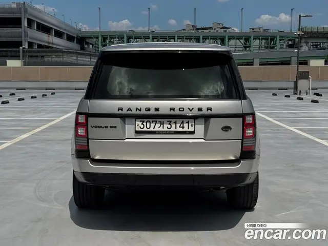 Land Rover Range Rover 2015 4.4 автомат (гидро), миниатюра 4