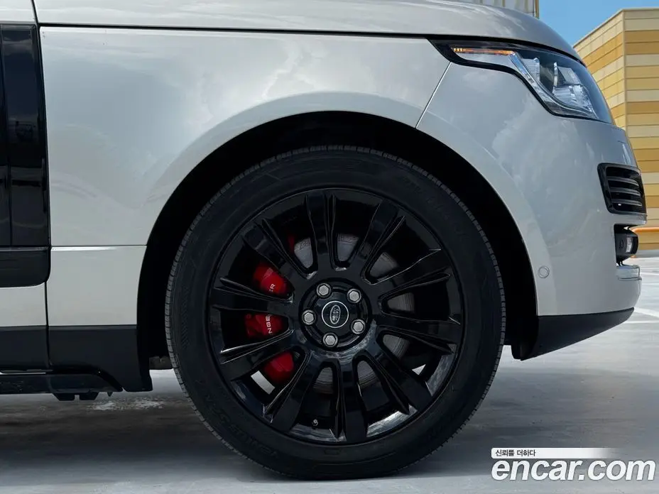 Land Rover Range Rover 2015 4.4 автомат (гидро), фото 5