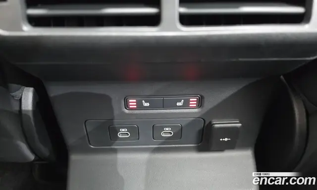 Land Rover Range Rover Velar 2024 3.0 автомат (гидро), миниатюра 12