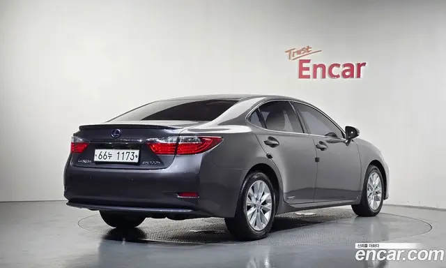 Lexus ES 2013 2.5 автомат (гидро), миниатюра 2