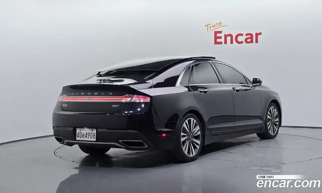Lincoln MKZ 2019 2.0 автомат (гидро), миниатюра 2