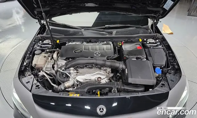 Mercedes-Benz A-Class 2021 2.0 автомат (гидро), миниатюра 6 Mercedes-Benz A-Class 2021 2.0 автомат (гидро), миниатюра 6
