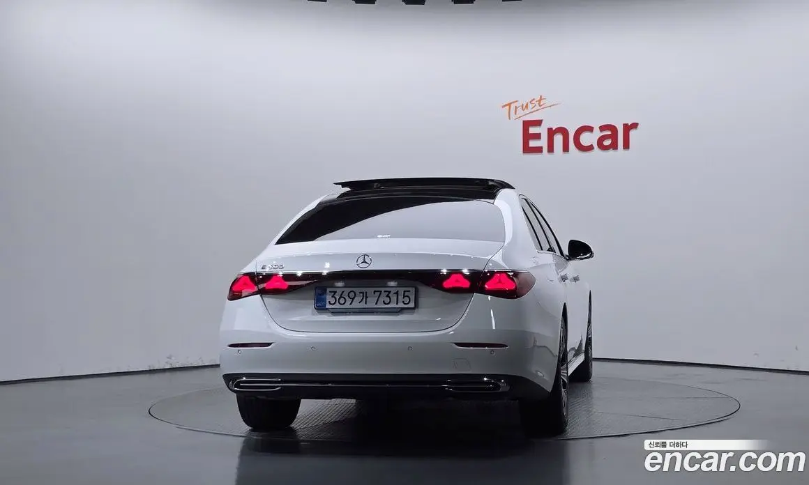 Mercedes-Benz E-Class 2025 2.0 автомат (гидро), фото 4