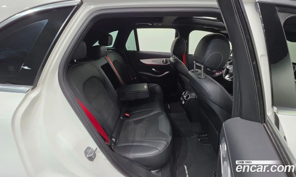 Mercedes-Benz GLC-Class 2018 4.0 автомат (гидро), фото 17 Mercedes-Benz GLC-Class 2018 4.0 автомат (гидро), фото 17