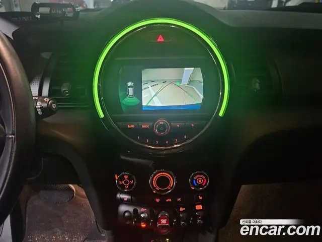 Mini Cooper 2018 1.5 автомат (гидро), миниатюра 11