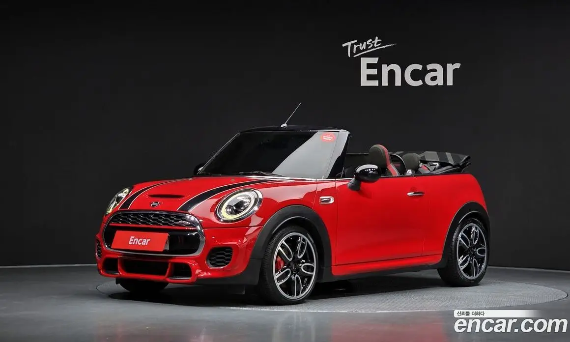 Mini Cooper Convertible 2019 2.0 автомат (гидро), фото 1 Mini Cooper Convertible 2019 2.0 автомат (гидро), фото 1