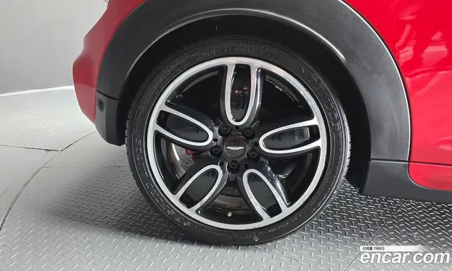 Mini Cooper Convertible 2019 2.0 автомат (гидро), миниатюра 5 Mini Cooper Convertible 2019 2.0 автомат (гидро), миниатюра 5