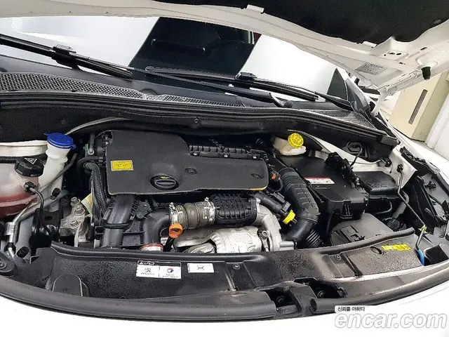 Peugeot 2008 2018 1.6 автомат (робот), миниатюра 6 Peugeot 2008 2018 1.6 автомат (робот), миниатюра 6