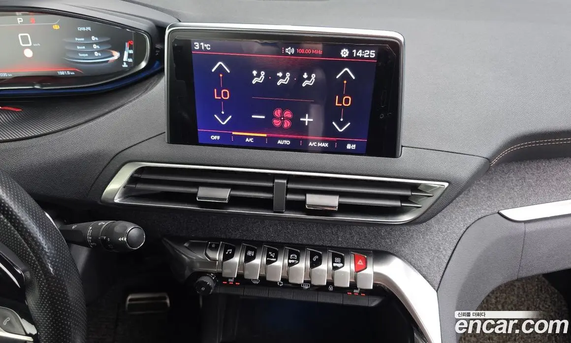 Peugeot 3008 2018 1.6 автомат (гидро), фото 14