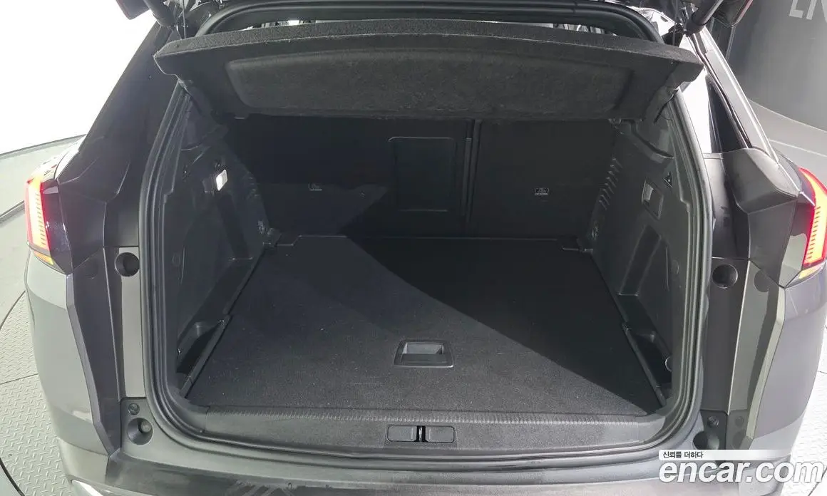 Peugeot 3008 2018 1.6 автомат (гидро), фото 20