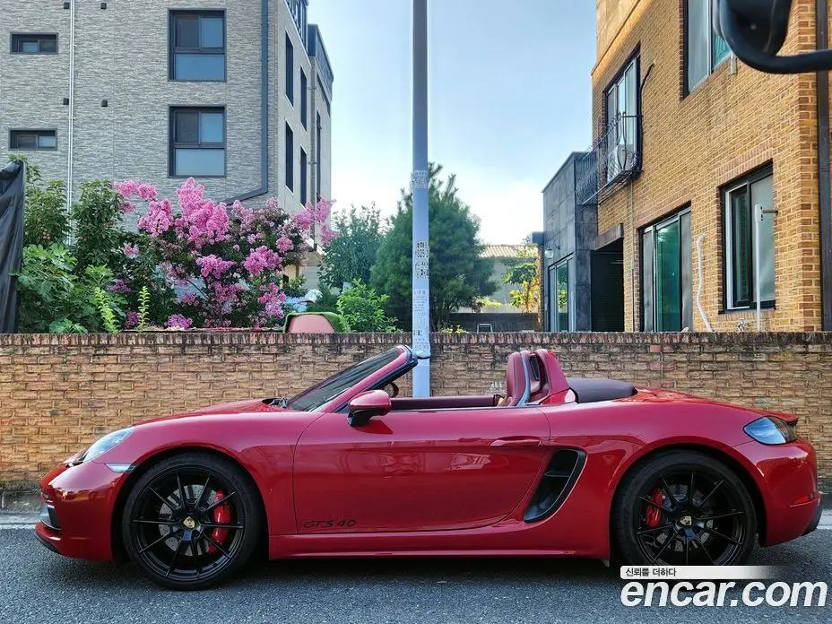Porsche 718 2023 4.0 автомат (гидро), фото 3 Porsche 718 2023 4.0 автомат (гидро), фото 3