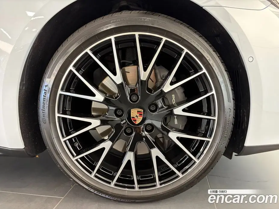 Porsche Panamera 2025 2.9 автомат (гидро), фото 5 Porsche Panamera 2025 2.9 автомат (гидро), фото 5