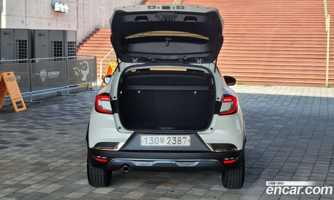 Renault (Samsung) Captur 2020 1.3 автомат (гидро), фото 9 Renault (Samsung) Captur 2020 1.3 автомат (гидро), фото 9