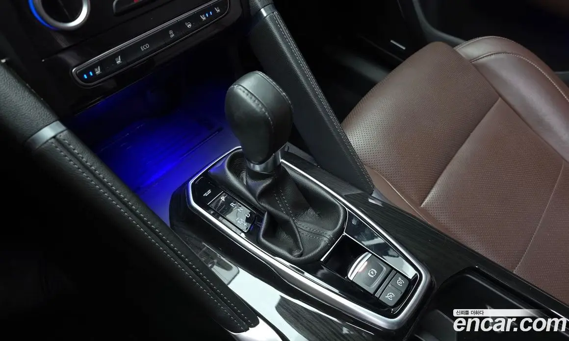 Renault (Samsung) QM6 2016 2.0 автомат (гидро), фото 9 Renault (Samsung) QM6 2016 2.0 автомат (гидро), фото 9