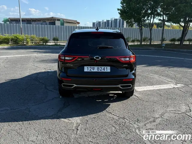 Renault (Samsung) QM6 2017 2.0 автомат (гидро), миниатюра 3 Renault (Samsung) QM6 2017 2.0 автомат (гидро), миниатюра 3