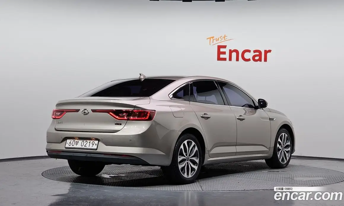Renault (Samsung) SM6 2016 2.0 автомат (гидро), фото 2 Renault (Samsung) SM6 2016 2.0 автомат (гидро), фото 2