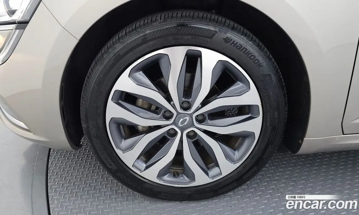Renault (Samsung) SM6 2016 2.0 автомат (гидро), фото 5 Renault (Samsung) SM6 2016 2.0 автомат (гидро), фото 5