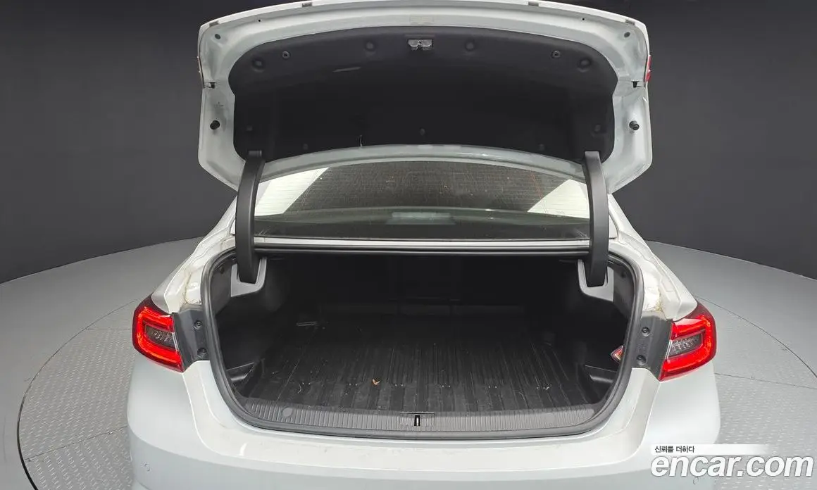 Renault (Samsung) SM6 2016 1.5 автомат (гидро), фото 20 Renault (Samsung) SM6 2016 1.5 автомат (гидро), фото 20