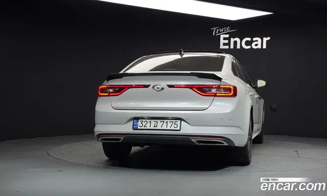 Renault (Samsung) SM6 2016 1.5 автомат (гидро), миниатюра 4 Renault (Samsung) SM6 2016 1.5 автомат (гидро), миниатюра 4