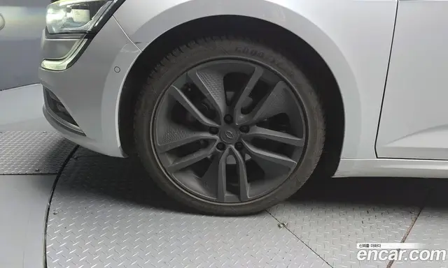 Renault (Samsung) SM6 2016 1.5 автомат (гидро), миниатюра 5 Renault (Samsung) SM6 2016 1.5 автомат (гидро), миниатюра 5
