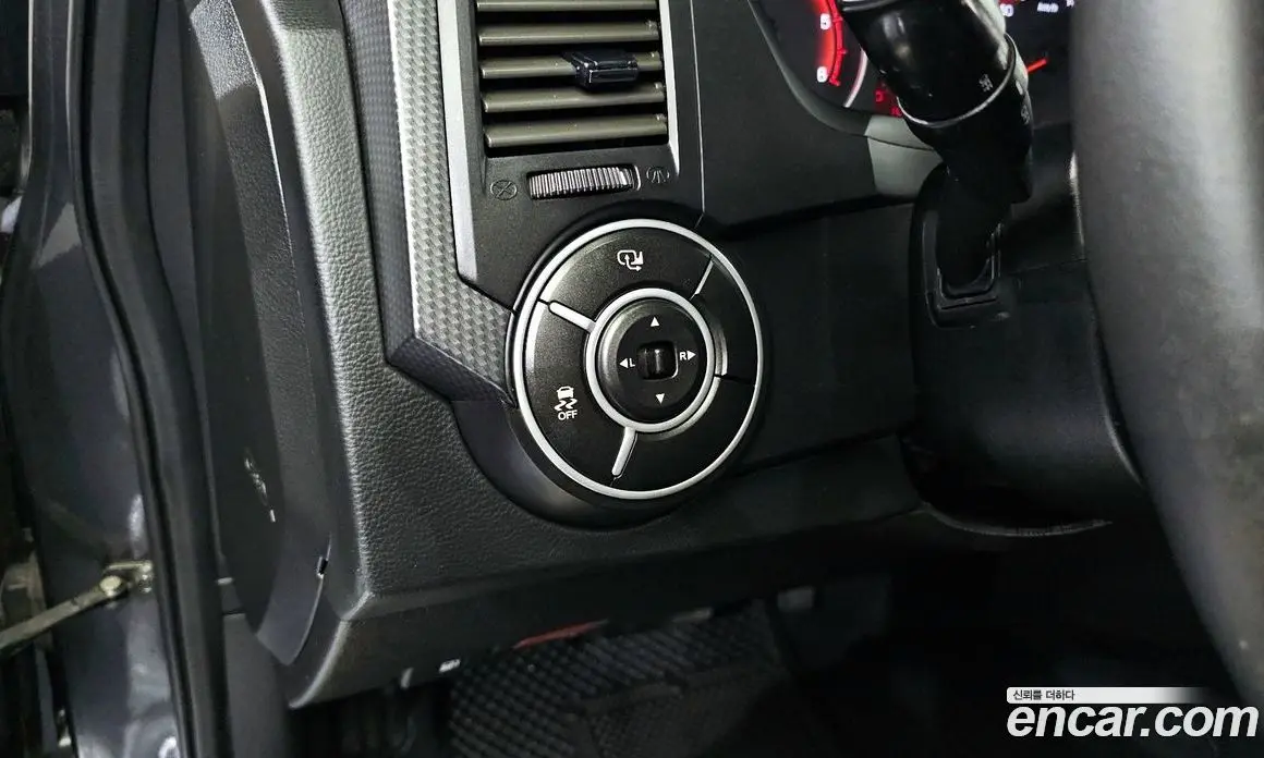 SsangYong Korando 2014 2.0 автомат (гидро), фото 13 SsangYong Korando 2014 2.0 автомат (гидро), фото 13