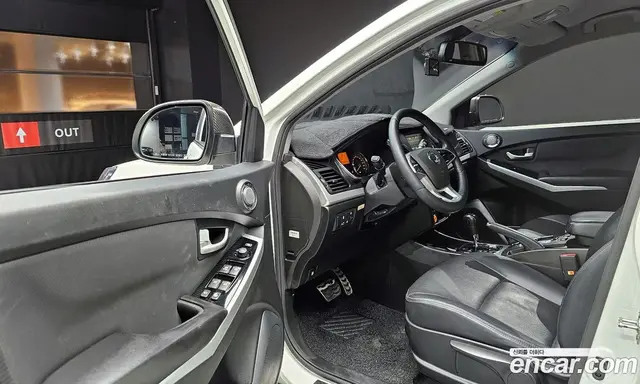SsangYong Korando 2018 2.2 автомат (гидро), миниатюра 11