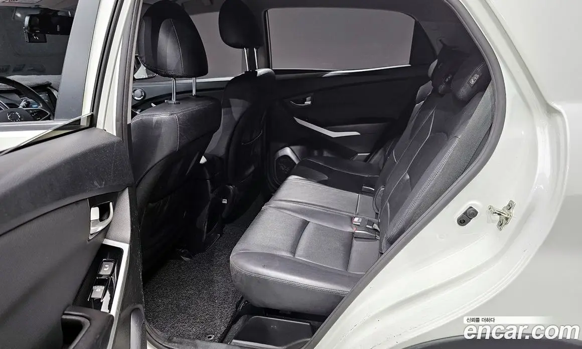 SsangYong Korando 2018 2.2 автомат (гидро), фото 12