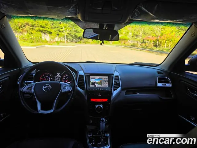 SsangYong TIBOLI 2015 1.6 автомат (гидро), миниатюра 6 SsangYong TIBOLI 2015 1.6 автомат (гидро), миниатюра 6
