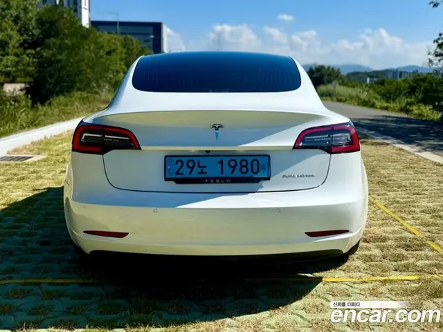 Tesla Model 3 2020 0.2 автомат (гидро), миниатюра 5