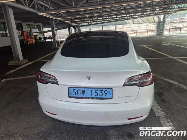 Tesla Model 3 2022 автомат (гидро), миниатюра 10