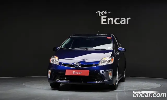Toyota Prius 2012 1.8 автомат (гидро), миниатюра 3 Toyota Prius 2012 1.8 автомат (гидро), миниатюра 3