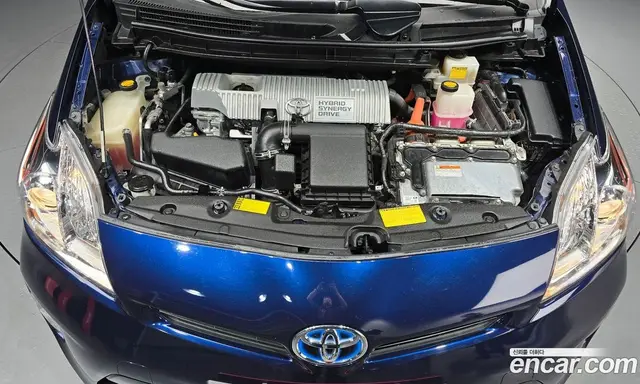 Toyota Prius 2012 1.8 автомат (гидро), миниатюра 6 Toyota Prius 2012 1.8 автомат (гидро), миниатюра 6