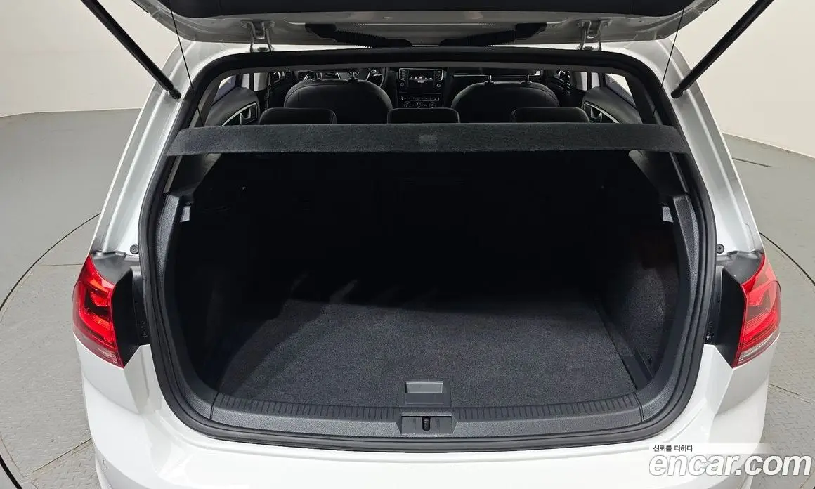 Volkswagen Golf 2016 1.4 автомат (гидро), фото 20