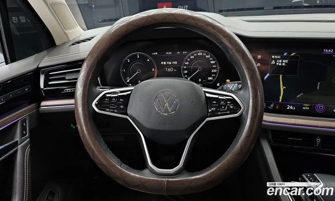Volkswagen Touareg 2020 3.0 автомат (гидро), фото 13