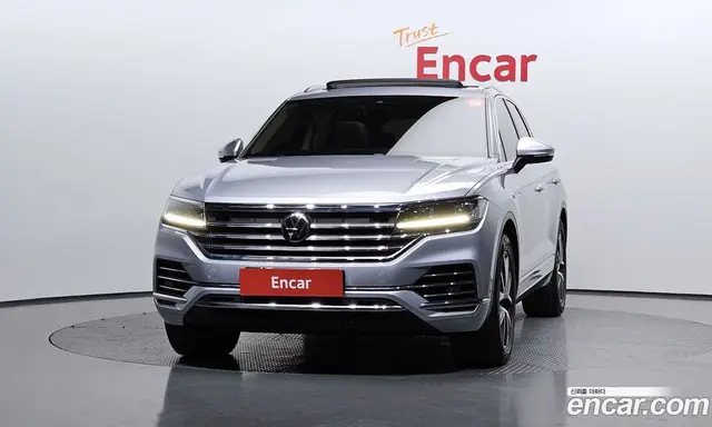 Volkswagen Touareg 2020 3.0 автомат (гидро), миниатюра 3