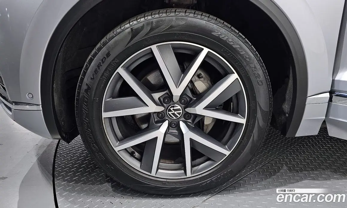 Volkswagen Touareg 2020 3.0 автомат (гидро), фото 5