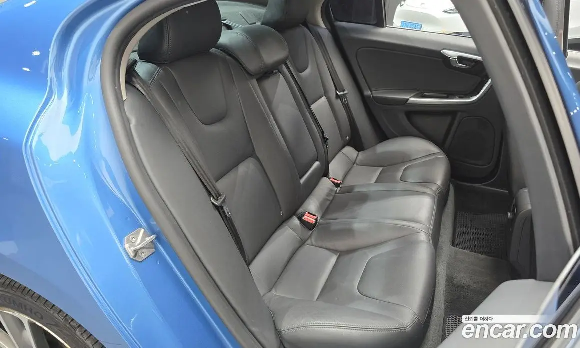 Volvo S60 2015 1.6 автомат (гидро), фото 12