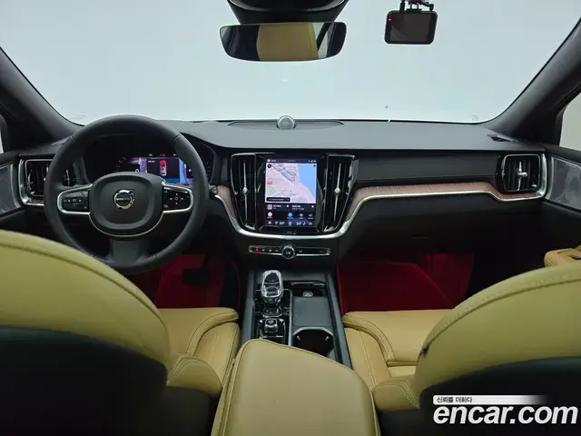 Volvo V60 2024 2.0 автомат (гидро), миниатюра 7 Volvo V60 2024 2.0 автомат (гидро), миниатюра 7