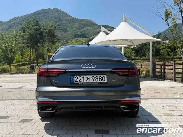 Audi A4 2023 2.0 автомат (гидро), миниатюра 4