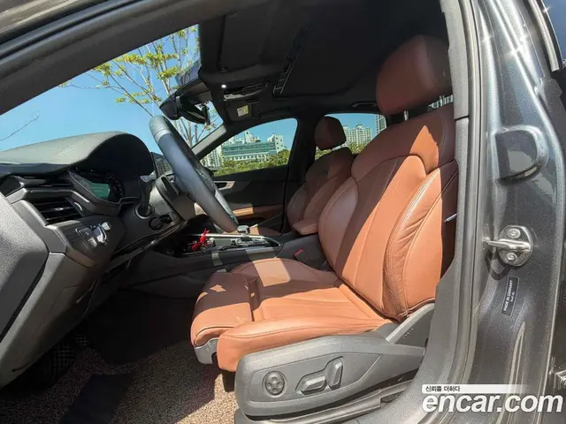 Audi A4 2023 2.0 автомат (гидро), миниатюра 10