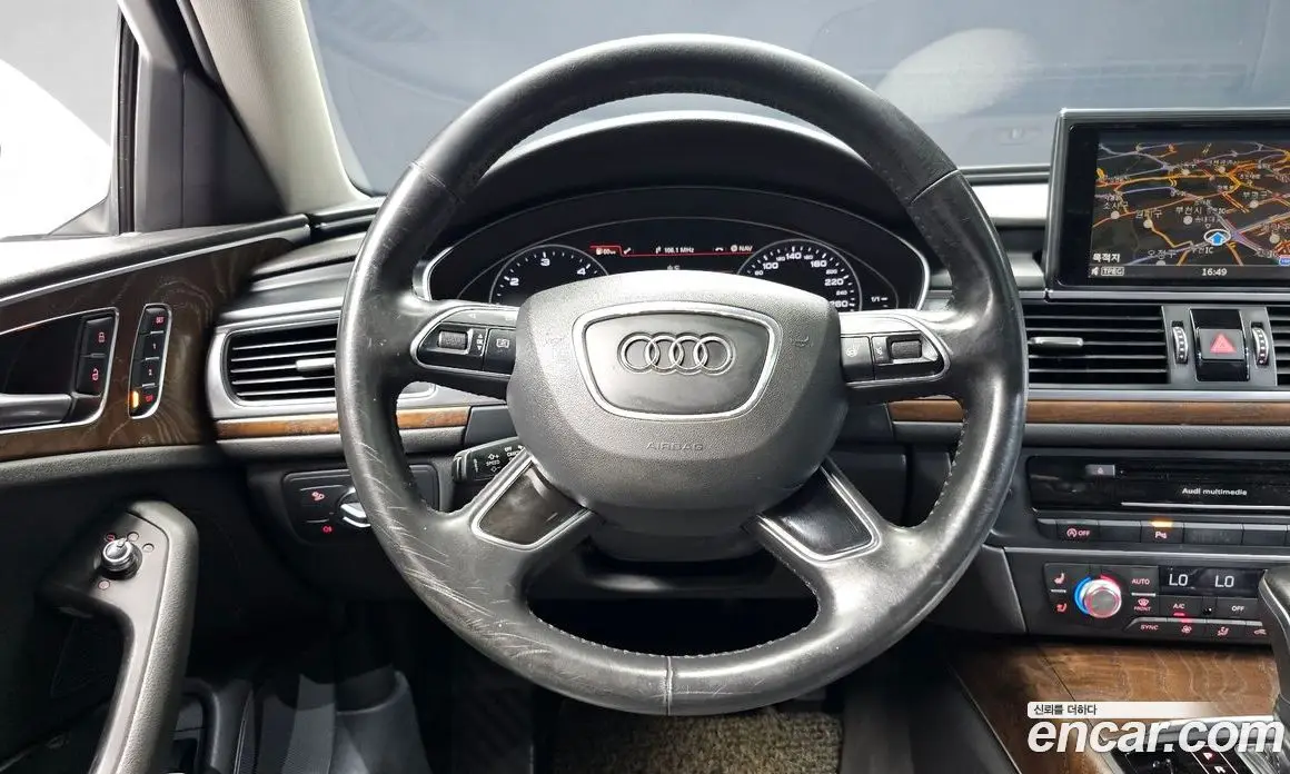 Audi A6 2016 2.0 автомат (гидро), фото 13
