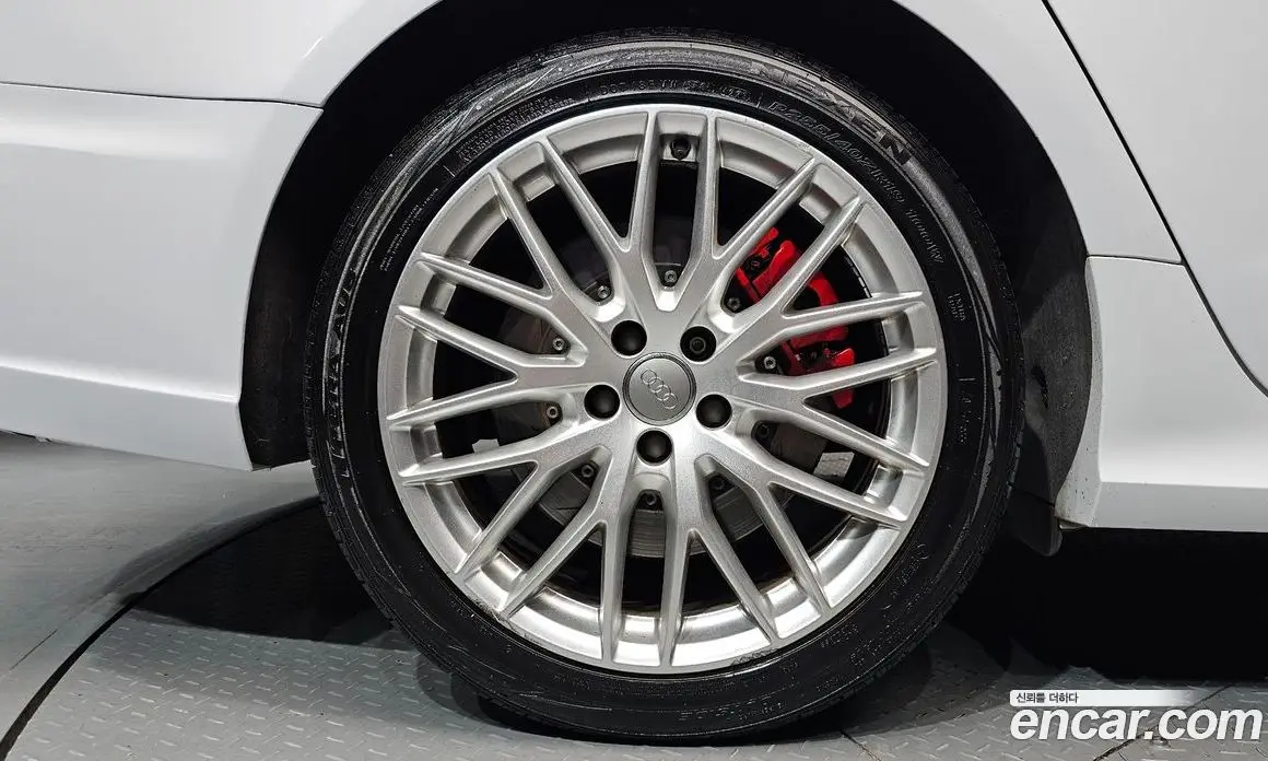 Audi A6 2016 2.0 автомат (гидро), фото 5