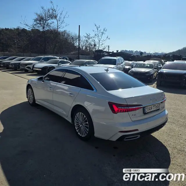Audi A6 2021 2.0 автомат (гидро), миниатюра 4