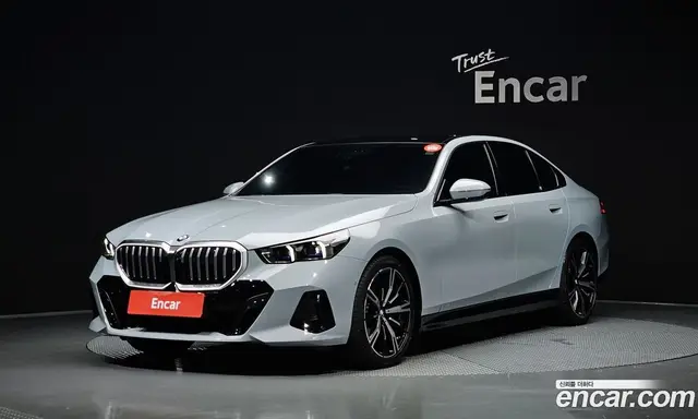 BMW 5 серия, 2026, 5 081 км