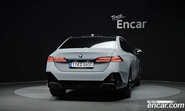 BMW 5 серия 2026 2.0 автомат (гидро), миниатюра 4 BMW 5 серия 2026 2.0 автомат (гидро), миниатюра 4