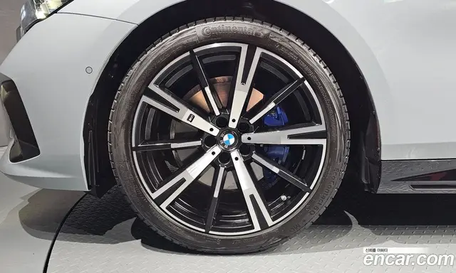 BMW 5 серия 2026 2.0 автомат (гидро), миниатюра 5 BMW 5 серия 2026 2.0 автомат (гидро), миниатюра 5